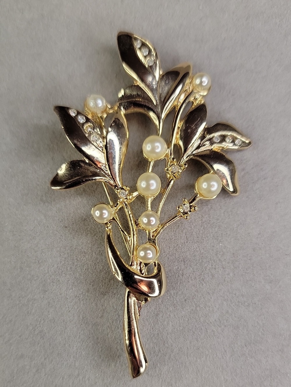 Vintage Mid-century Faux Pearl Floral Spray Brooch
